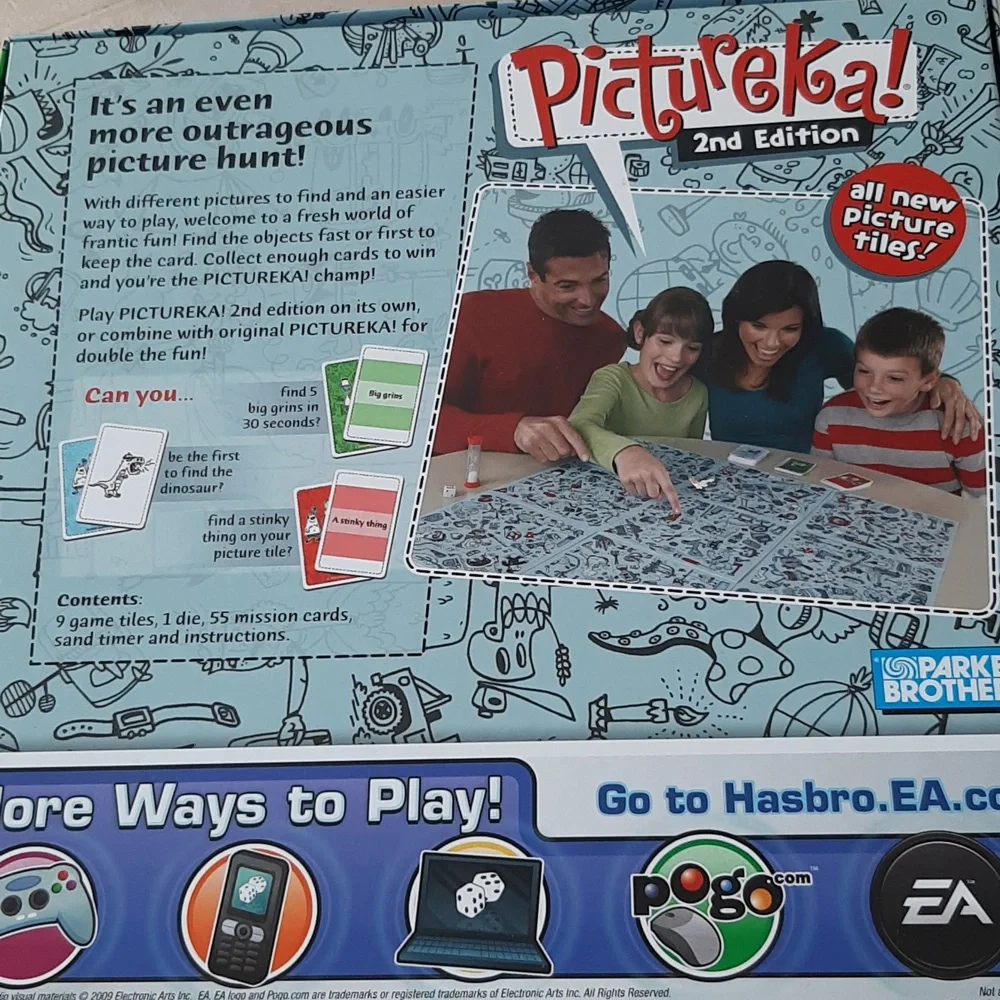 Hasbro Pictureka! 2nd Edition Game